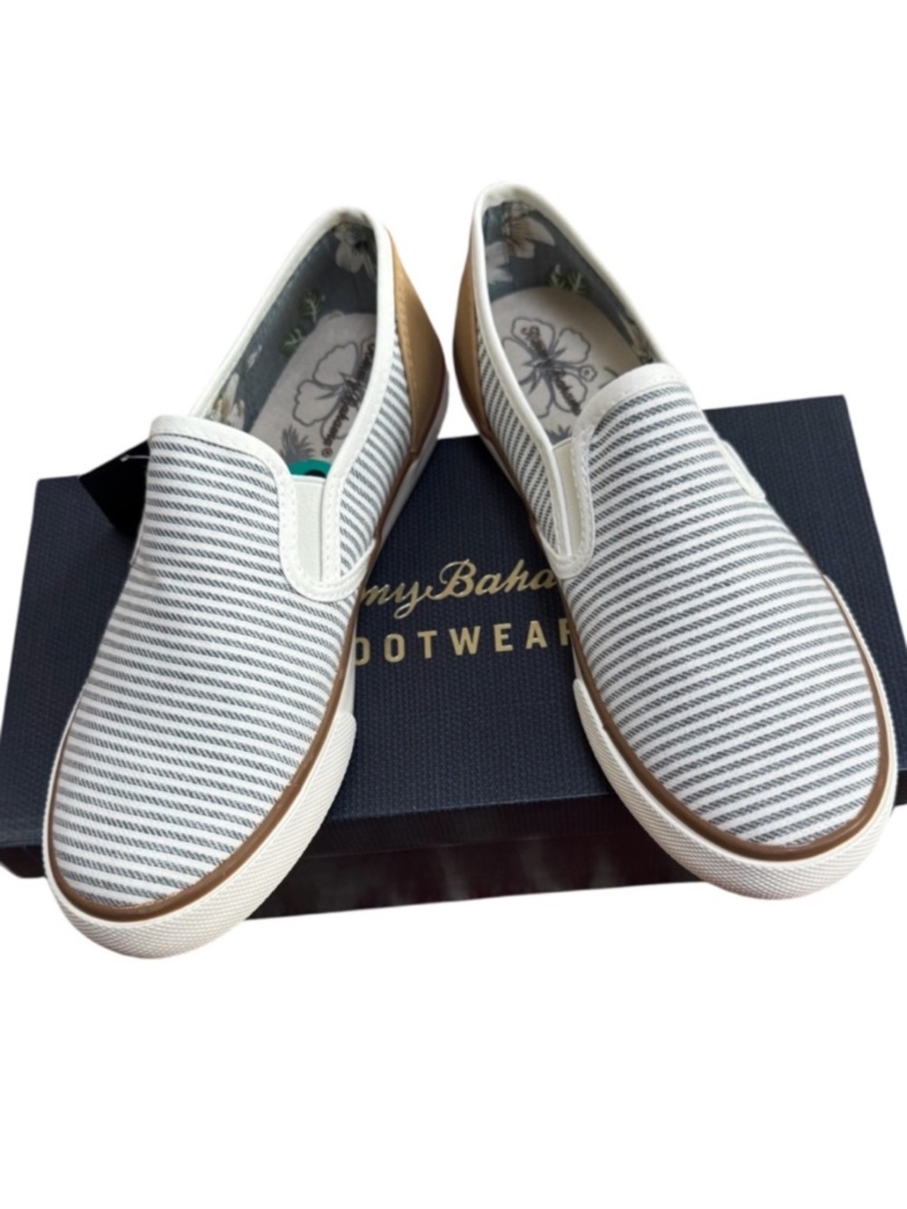 Tommy Bahama Canvas Sailor Style Slip On Shoes NEW In BOX
